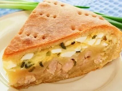 Пирог с мясом, луком, яйцами и сыром
